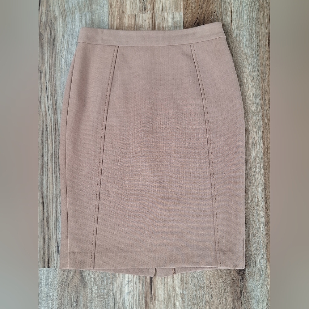 Halogen Beige Pencil Skirt Womens Size 0 Knee Length Career Office Workwear